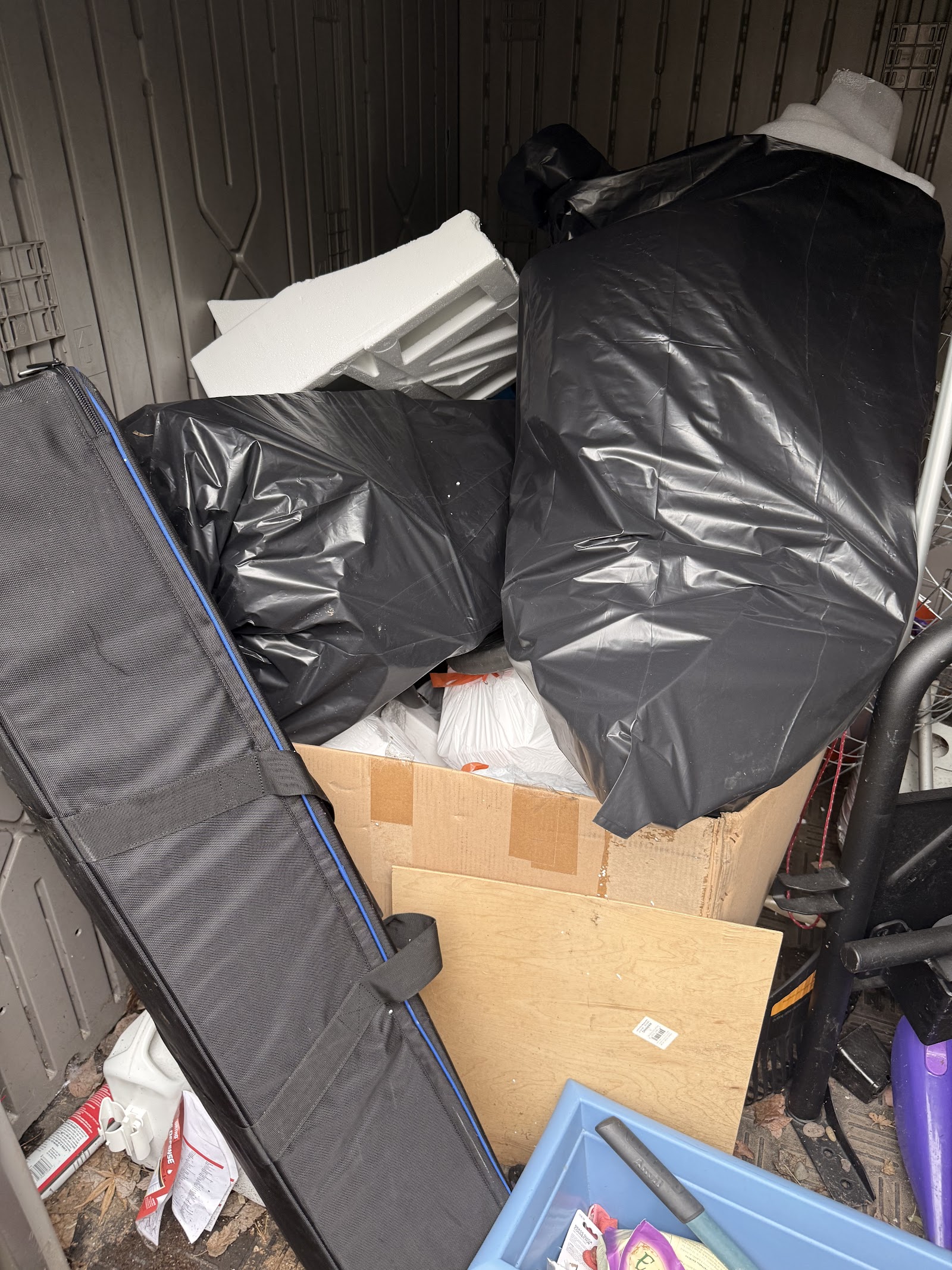 Solely Junk LLC team in Tigard